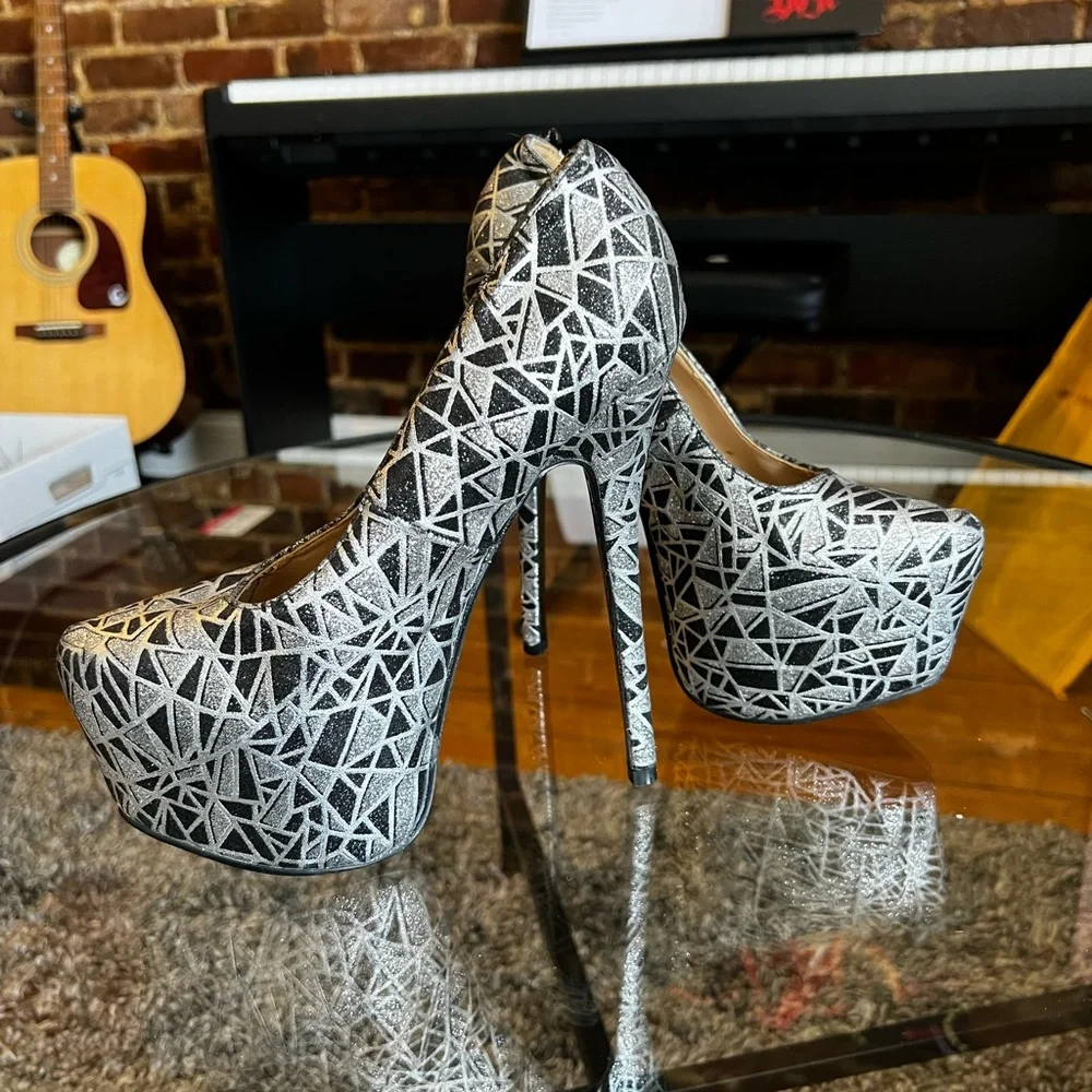 Liliana dressy these